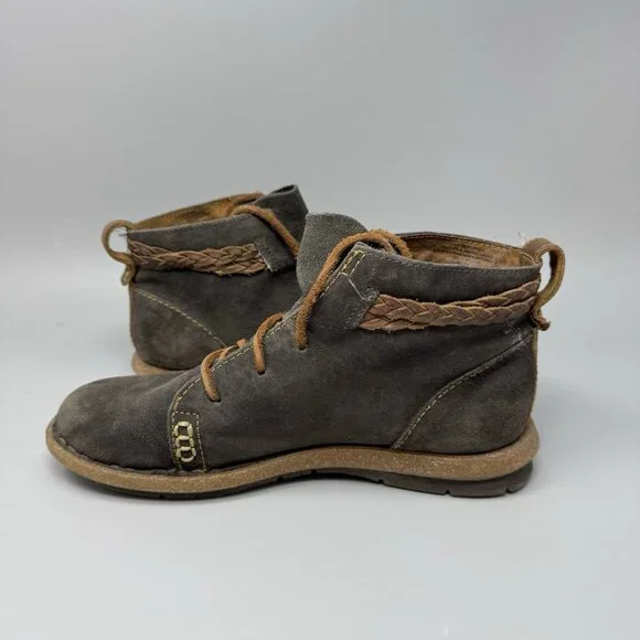 Born Temple Ankle Boots Women's 9.5M Brown Suede Leather Comfort Chukka - Picture 2 of 9